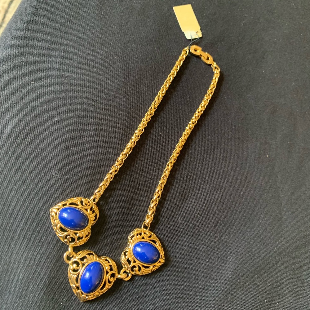 Richelieu Blue Pendant Necklace